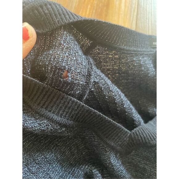 BOSS Hugo Boss navy blue Vneck 100% virgin wool sweater sz XL slim fit w… - Picture 7 of 8